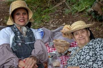 Las lavanderas, motivo de El Roque Azucarero para felicitar por el Día de Canarias/Yure Dial Fotografía.
